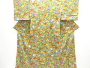 縮緬地　草花模様小紋着物